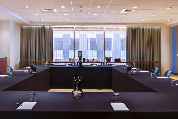 Meeting facility